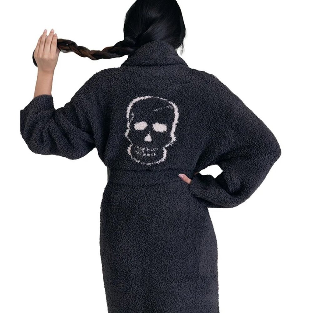 Barefoot Dreams CozyChic Skull Robe (Size 1)